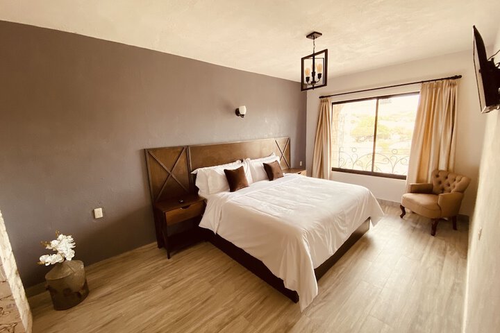 Room 3 of 131