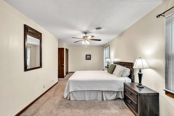 Room 37 of 180