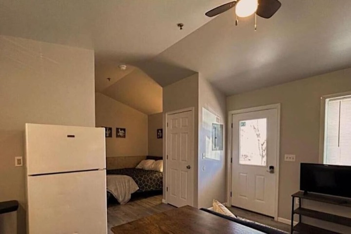 Room 14 of 23