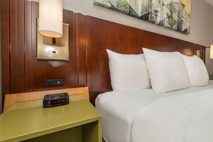 Room 22 of 30