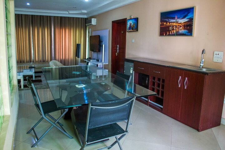 Room 22 of 69
