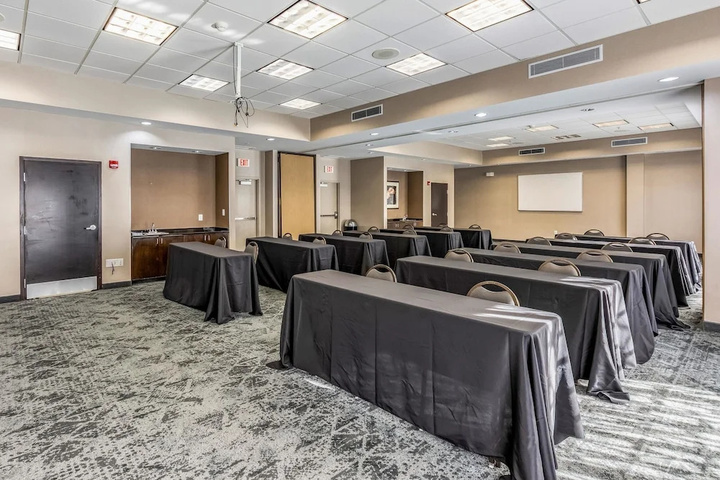 Image of Comfort Suites Lexington