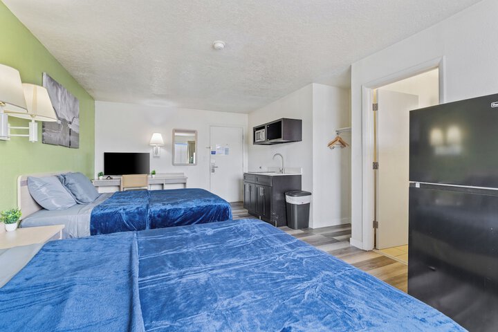 Room 6 of 46
