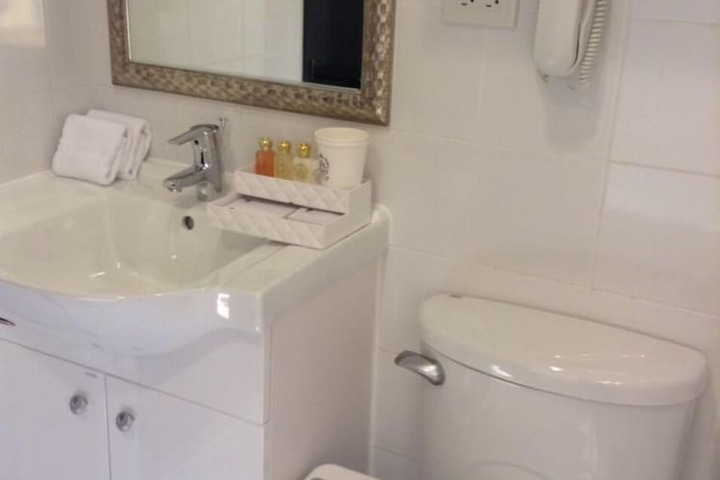 Room 15 of 21