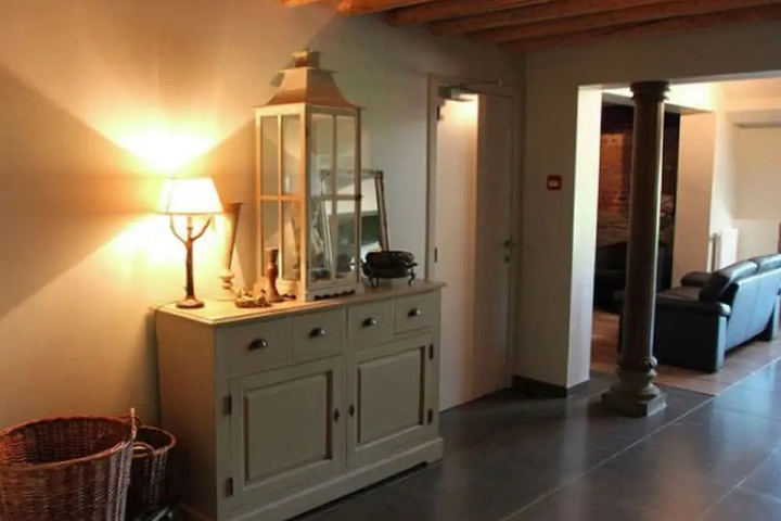 Room 5 of 22