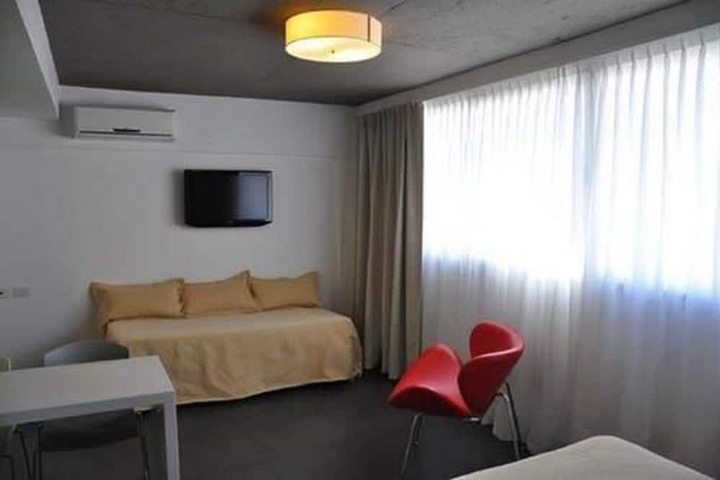 Room 11 of 62