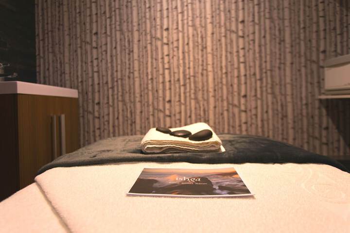 Room 107 of 143