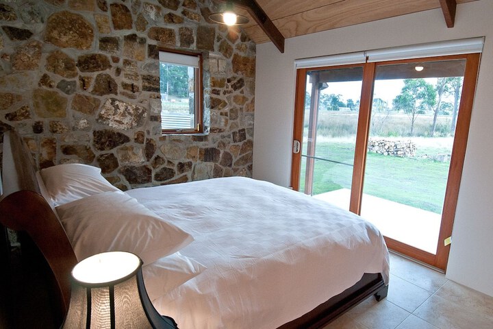 Room 3 of 43