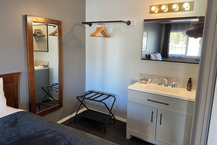 Room 14 of 37
