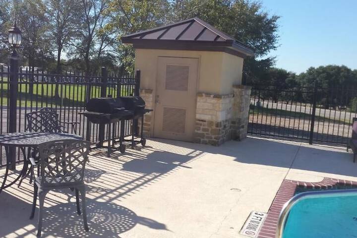 Property Grounds 14 of 16