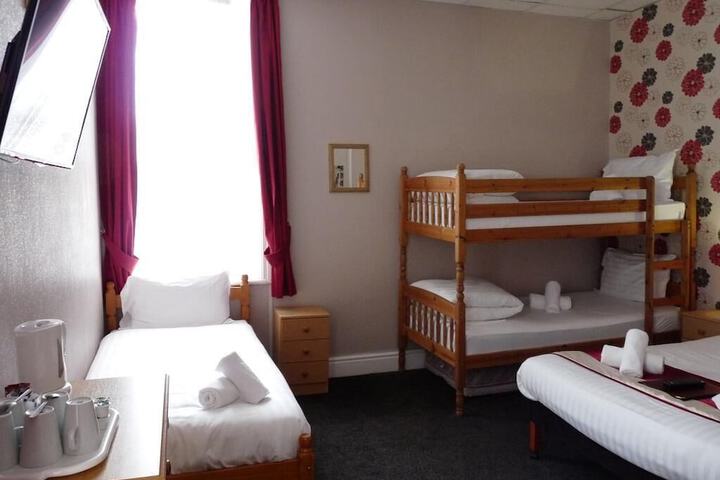 Room 20 of 35