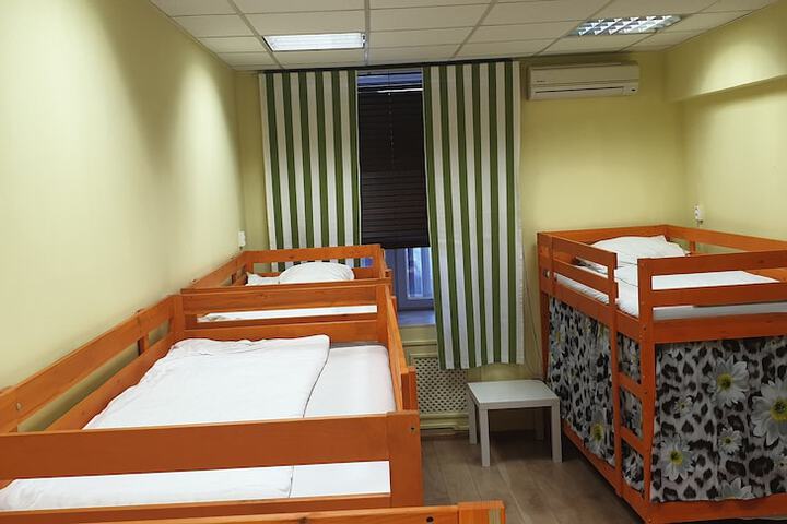 Room 15 of 29