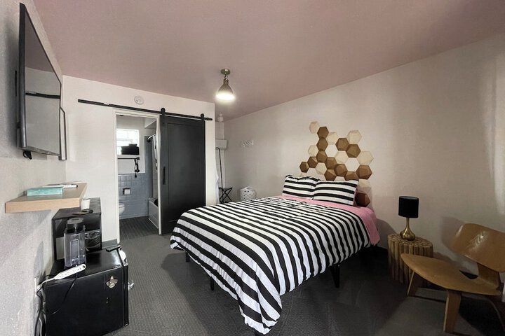 Room 12 of 131