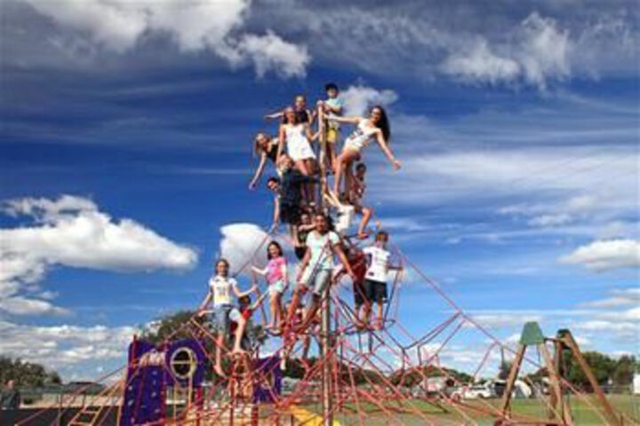 Childrens Activities 10 of 32