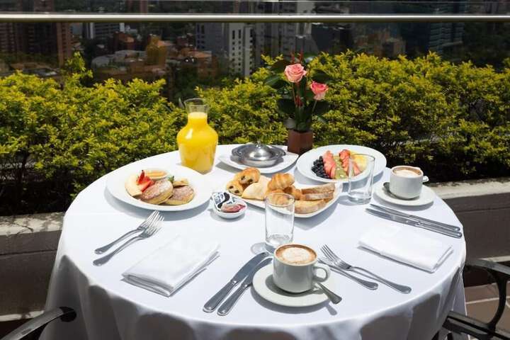 Dining Photos