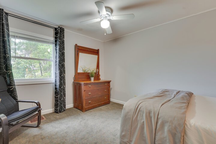 Room 8 of 44