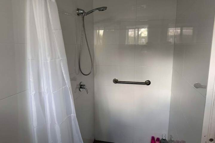 Room 35 of 43