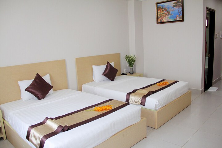 Room 12 of 52