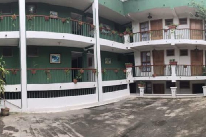 Hotel 8 of 9