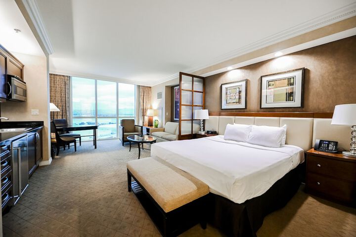 Room 19 of 438