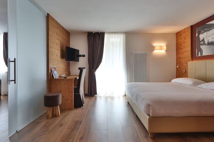 Room 9 of 60