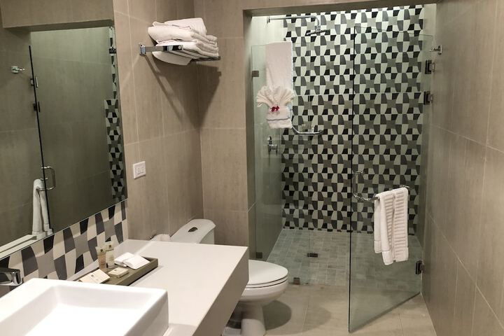 Room 17 of 30