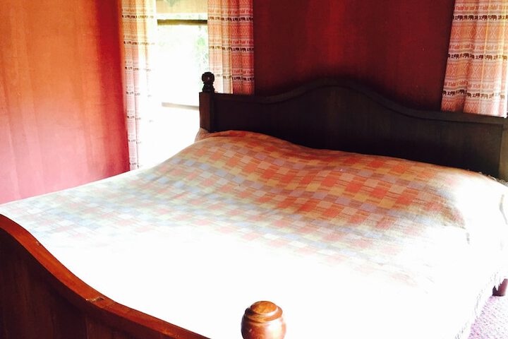 Room 8 of 42