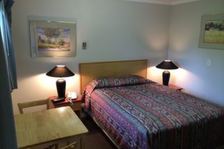 Room 18 of 19