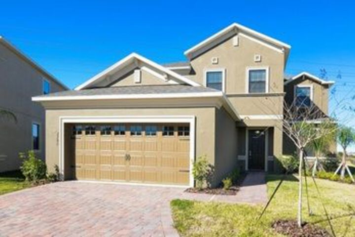 Exterior of 2293 Victoria Drive