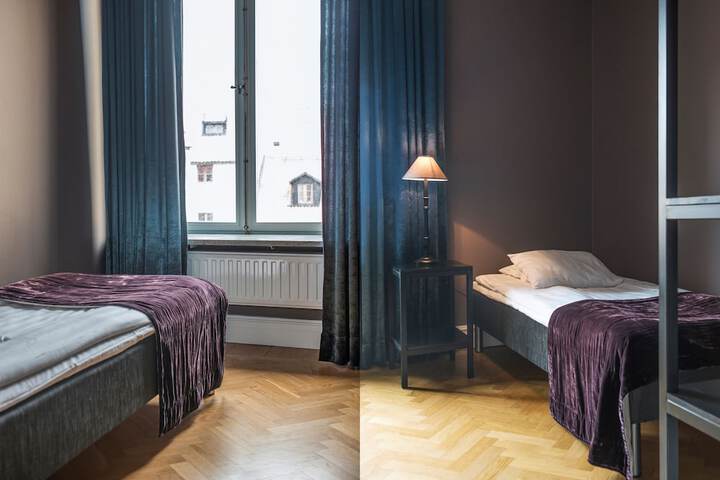 Room 16 of 29