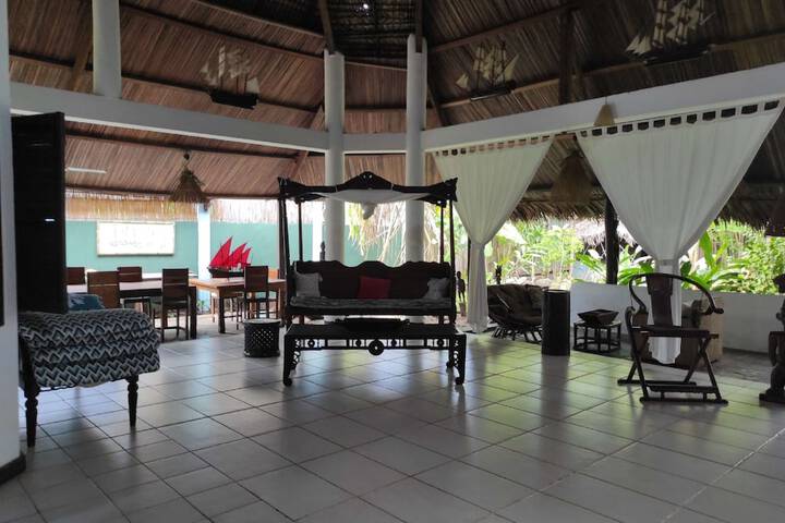 Hotel Interior 4 of 85
