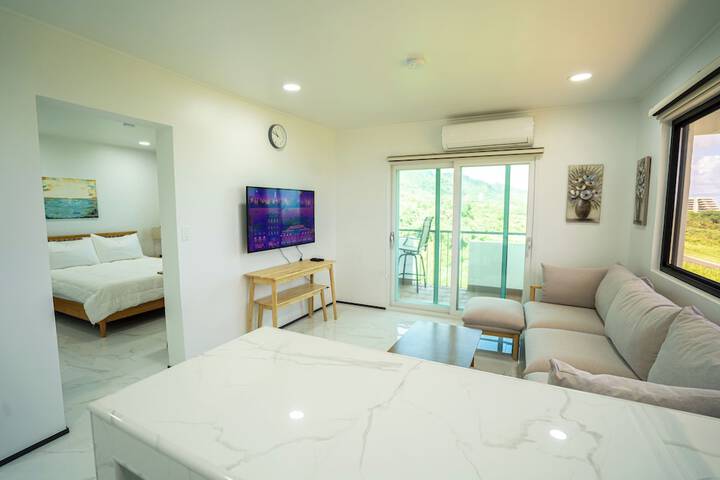 Room 2 of 21