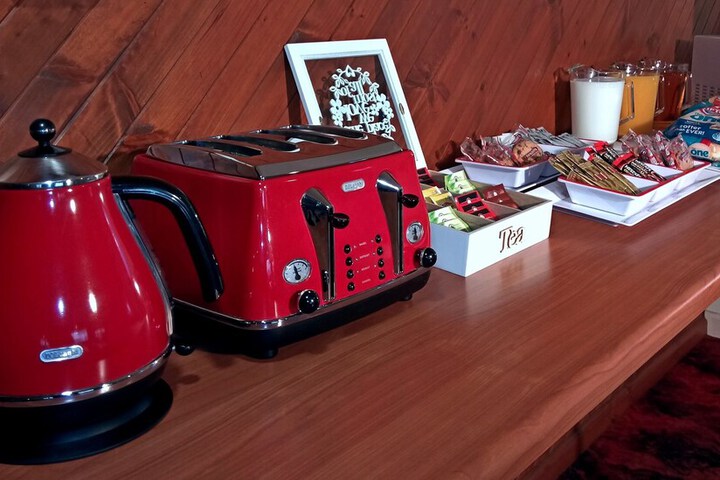 Breakfast/Coffee Service 43 of 47