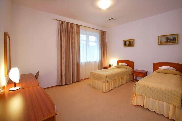 Room 15 of 45