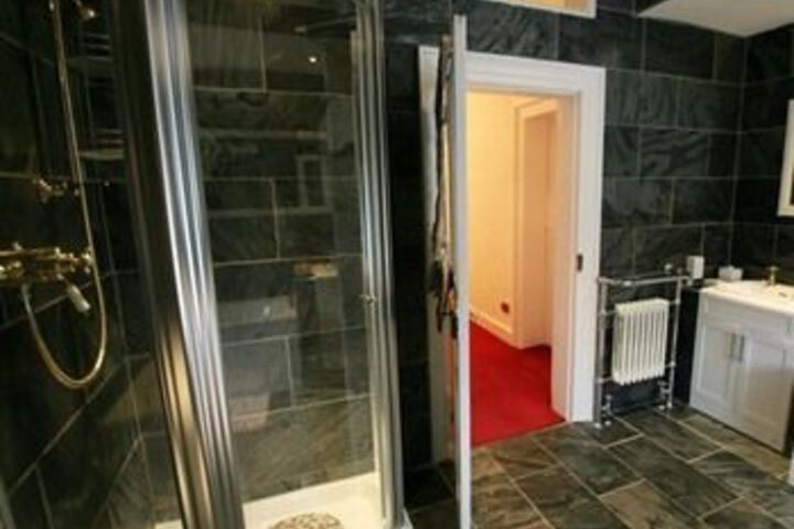 Room 2 of 29