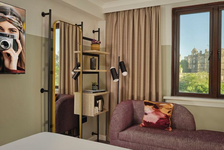 Room 12 of 56