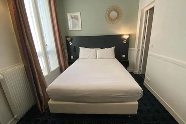 Room 13 of 47