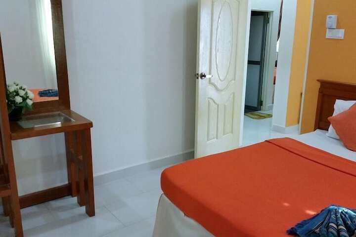 Room 5 of 24