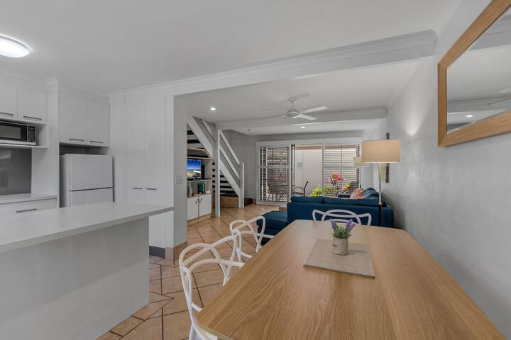 Dining Photos