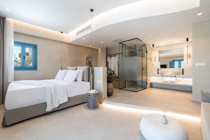 Room 9 of 79