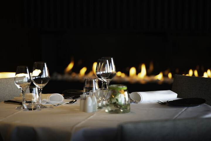 Dining 45 of 57
