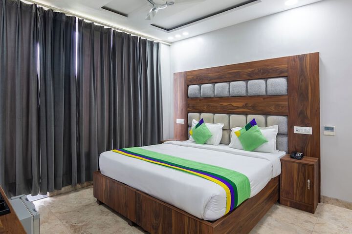 Room 18 of 54