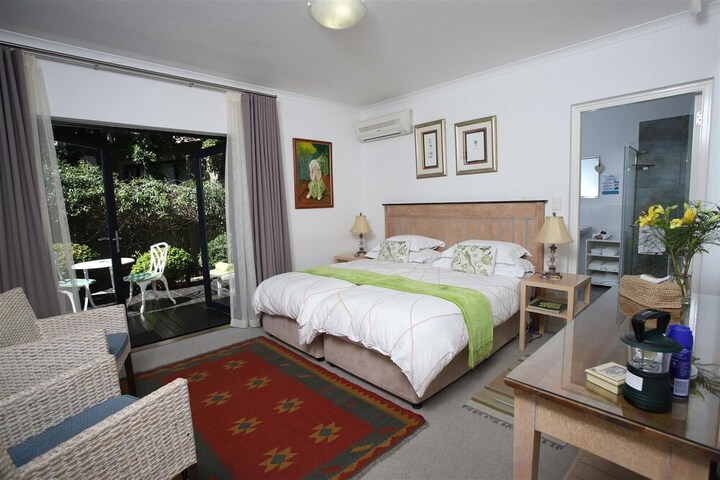 Room 10 of 53