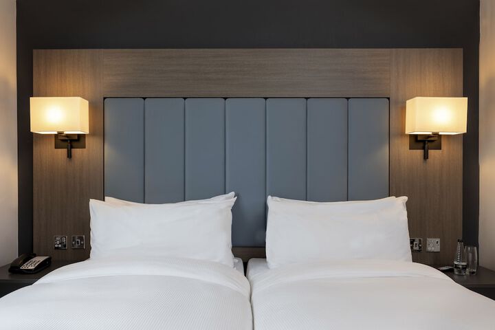 Room 9 of 54