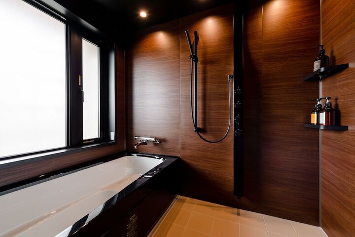Room 72 of 113