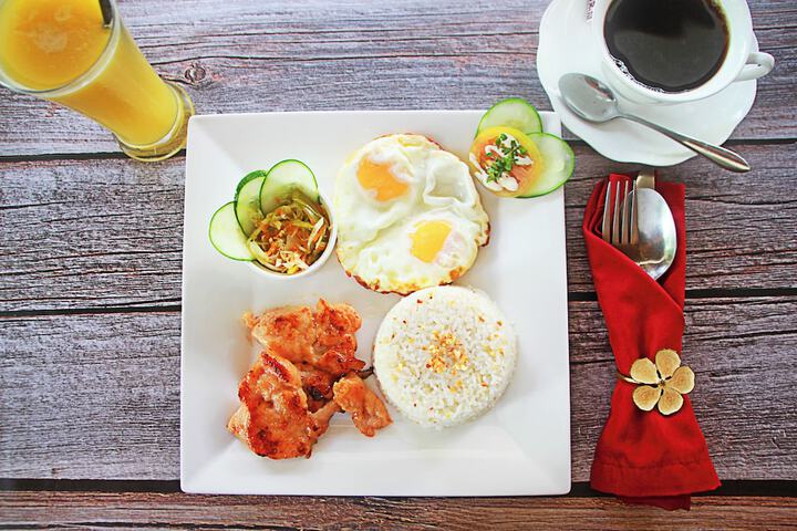 Breakfast/Coffee Service 63 of 82