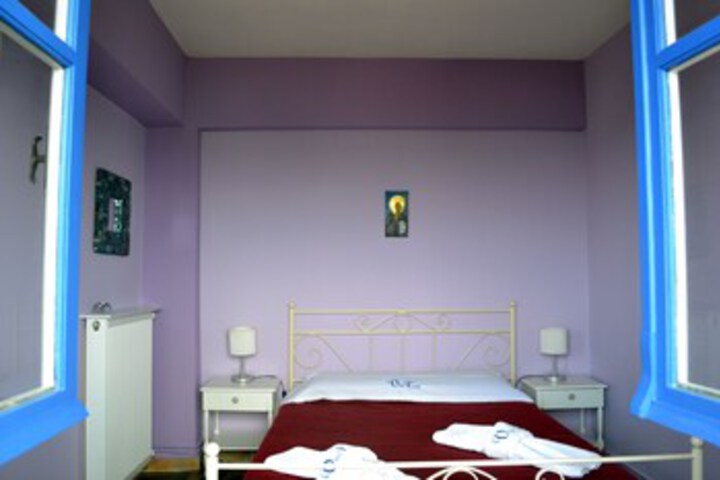 Room 53 of 120
