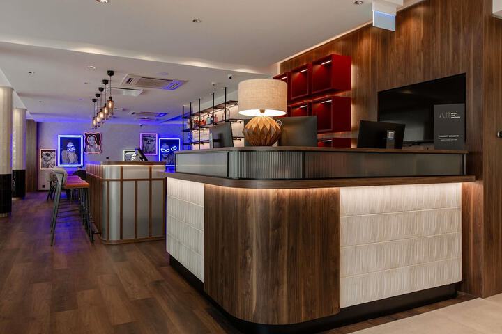 Hotel 67 of 71