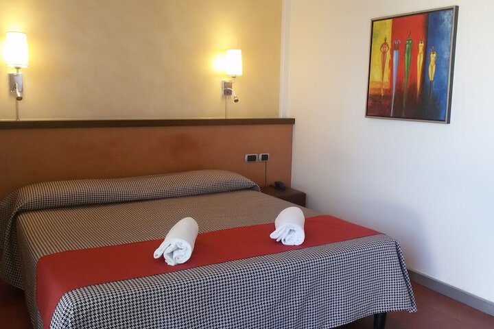 Room 7 of 35
