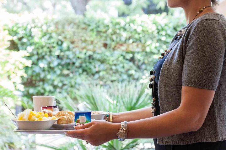 Breakfast/Coffee Service 11 of 21